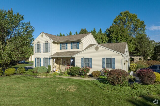 New traditional homes in Brecknock Township Lancaster offer space for growing families.