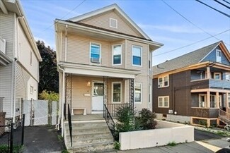 18 Edith St, Everett, MA 02149