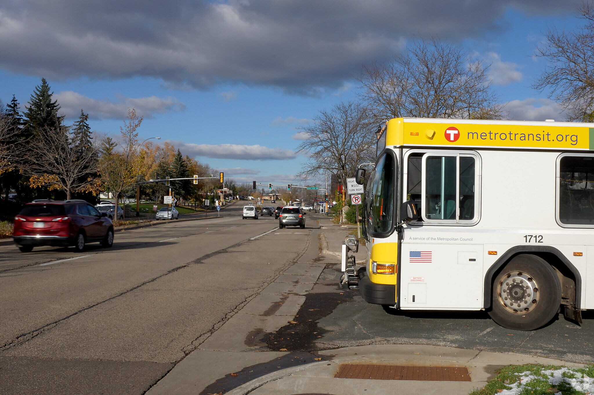 Public transportation in Braemar Hills can be found near the Edina Library.
