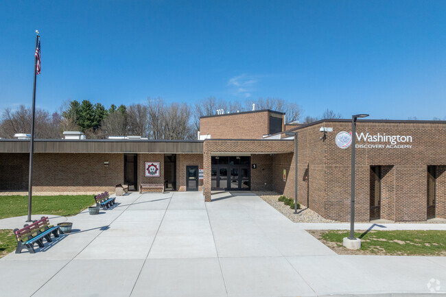 Washington Discovery Academy is an elementary school welcoming Plymouth youth.