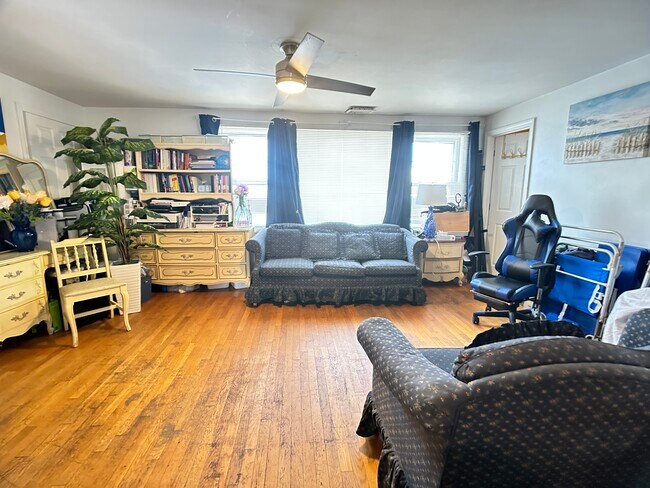43 May St unit 2, Cambridge, MA 02138 - photo 3