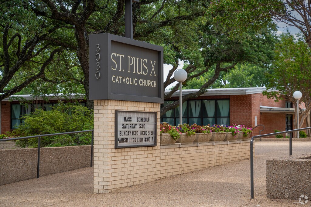 St Pius X Catholic School, Rankings & Reviews