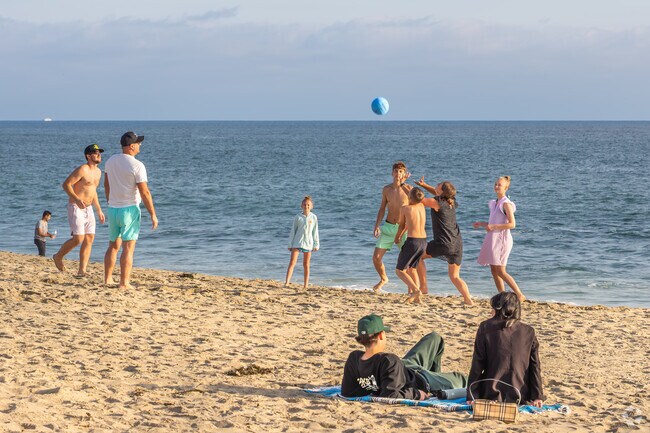Just minutes from Coast Royal, Aliso Beach is a favorite spot for families and surfers alike, known for its sandy shore, fire pits, and gentle waves.