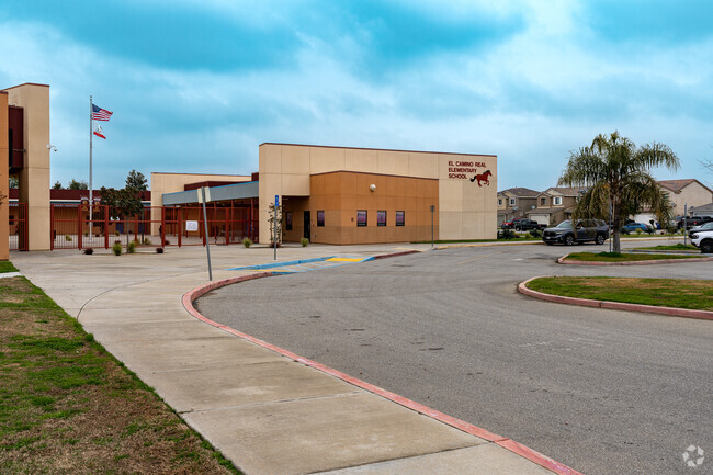 El Camino Real Elementary serves K - 6th grade levels in Arvin, Ca.