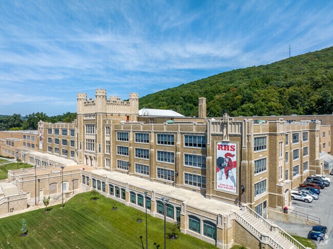 Reading Senior High School is where older students attend.