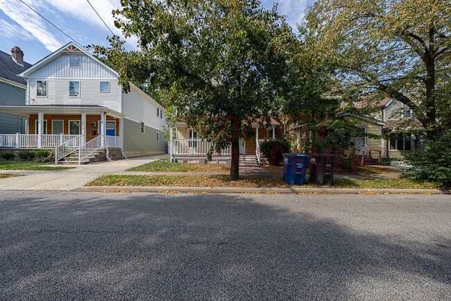 1566 Winchester Ave, Lakewood, OH 44107 - photo 5