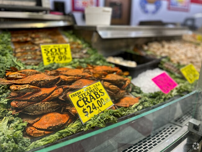 Crab lovers, look no further than Riviera Beach for your next dozen of fresh steamed crabs.