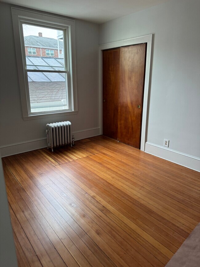 25 Chestnut St unit 1, Malden, MA 02148 - photo 4