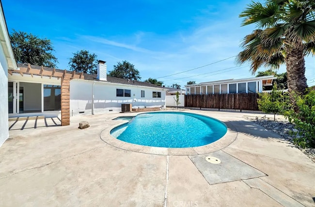 1410 Central Ave unit 1410 Central Ave, Fullerton, CA 92831 - photo 3