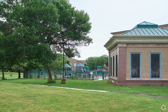 Mary McLeod Bethune School 45 has an A- grade for diversity on Niche.