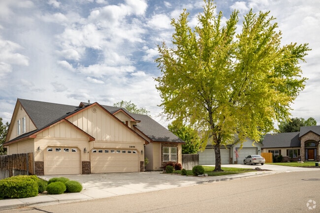 Homes in Southwest Boise come in all shapes and sizes.