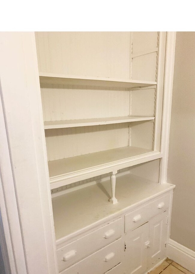 3227 Jefferson Ave Unit 3227-02, Cincinnati, OH 45220