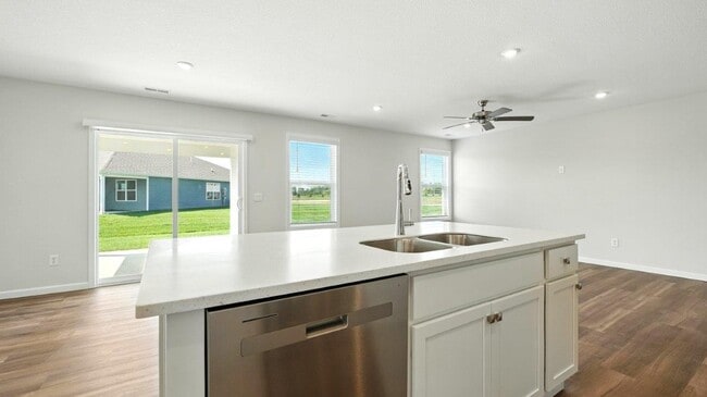 1935 Lighthouse Ln unit 37975352, Goshen, IN 46526 - photo 4