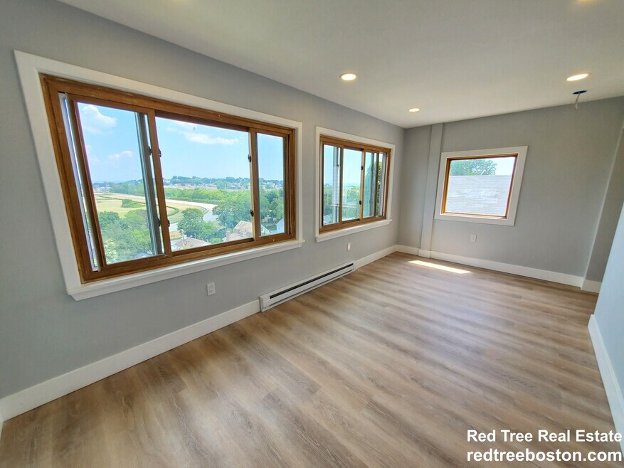 31 Faywood Ave unit 3, Boston, MA 02128 - photo 1