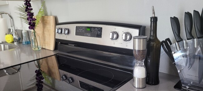 532 Cesar e Chavez Pkwy unit B, San Diego, CA 92113 - photo 7