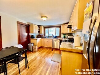 10 Stockwell St Unit 10, Boston, MA 02120