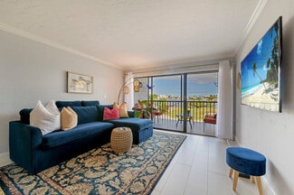 260 Southbay Dr Unit ID1226371P, Naples, FL 34108