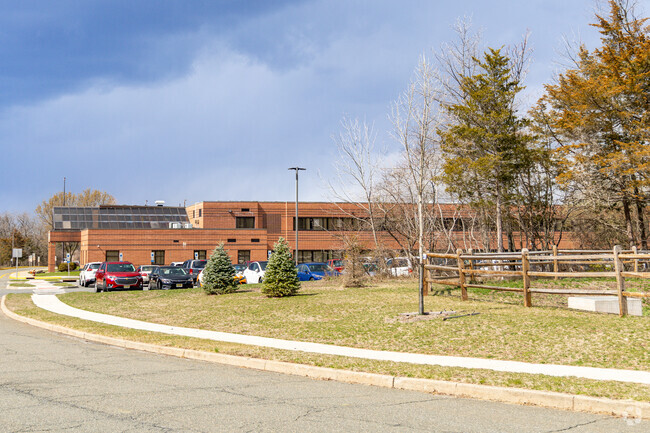 Franklin Park Elementary School is an above-average public school located in Franklin Township, NJ.