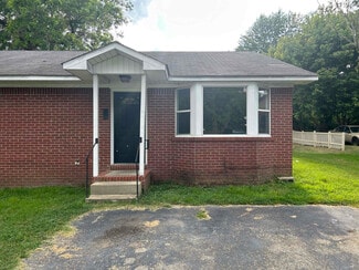 201 Avalon St, Greenfield, TN 38230