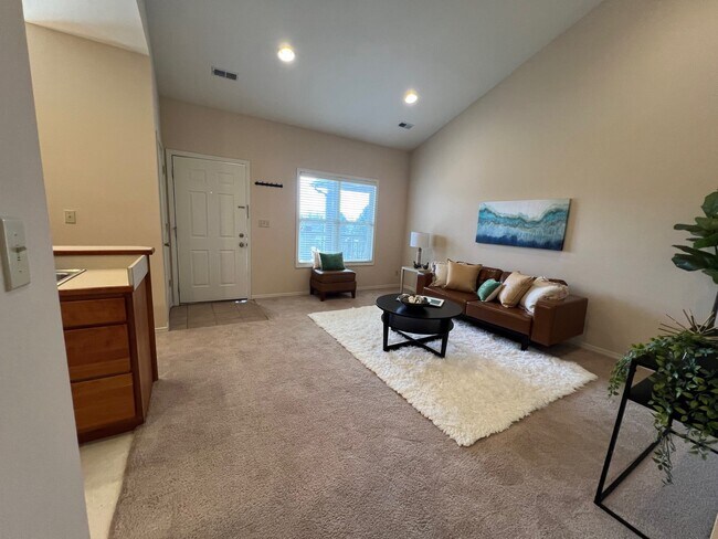 Woods at Latimer (1 bed/1 bath community), Bloomington, IN 47401 - photo 3