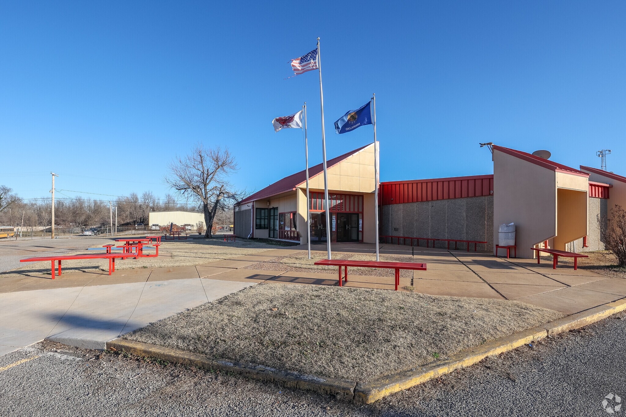 610 High St, Ninnekah, OK 73067 MLS 1087266