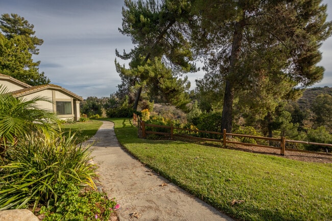 5244 Edge Park Way, San Diego, CA 92124 - photo 4