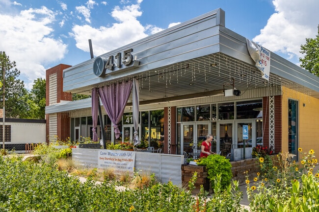 Hip eateries are among the choices for Old Town West diners.