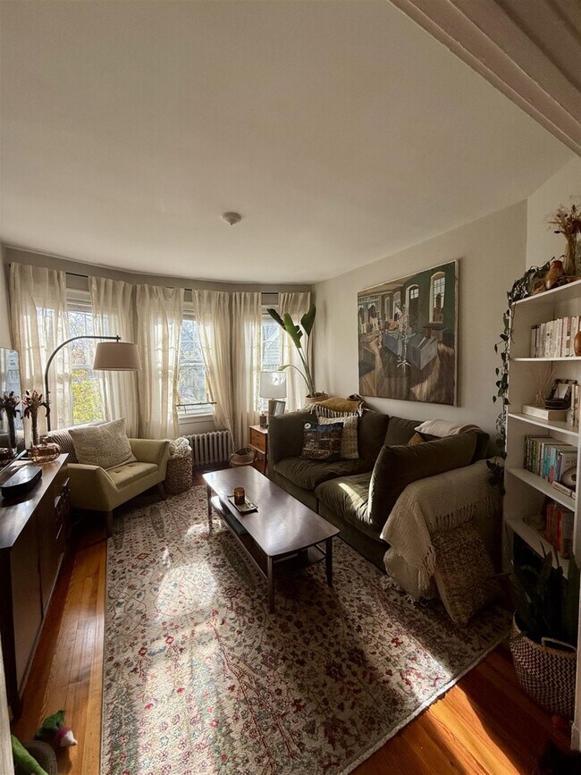 11 Eustis St unit 1l, Cambridge, MA 02140 - photo 2