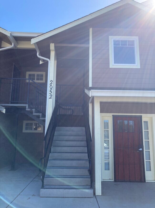 2052 Smith Ln unit C, Fortuna, CA 95540 - photo 3