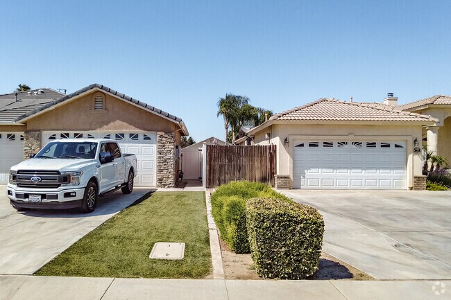 Most homes have at least two car garages in Stone Meadows.