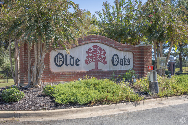 Olde Oaks subdivision is a premier golf centered community.