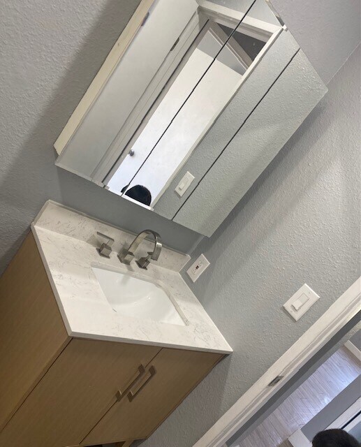 520 N Prospect St unit Aces, Porterville, CA 93257 - photo 5