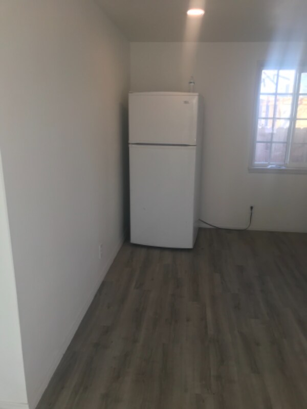 26881 John St, Boron, CA 93516 - photo 6