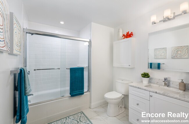 120 Gerry Rd unit 111, Chestnut Hill, MA 02467 - photo 6