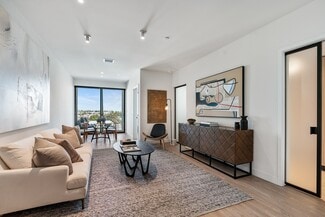 3688 Overland Ave, Los Angeles, CA 90034