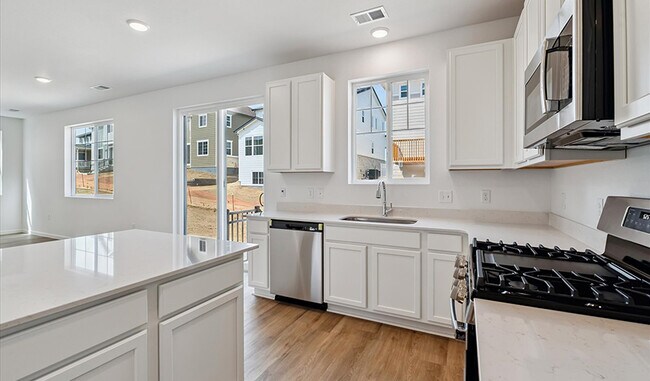 469 S Salida St, Aurora, CO 80017 - photo 7