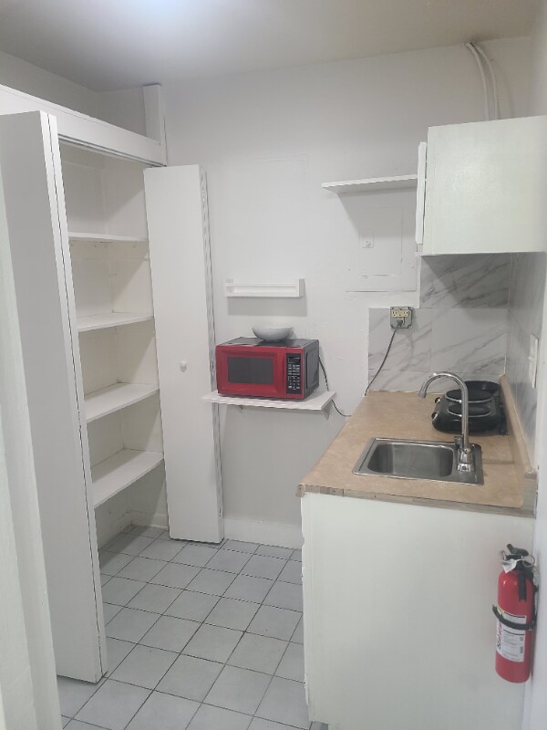 8126 W 15th Ave unit 8126B, Hialeah, FL 33014 - photo 6