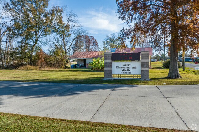 Lowery Elementary and Lowery Middle School offer classes for Darrow students.