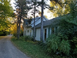 4823 County Road R, Oshkosh, WI 54902