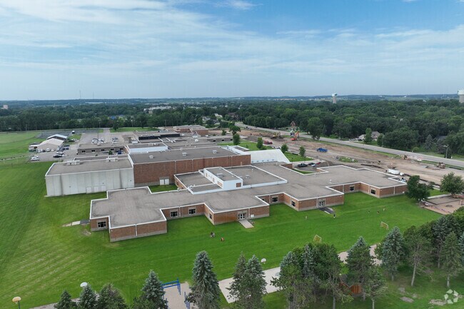 The student-teacher ratio at Melrose Elementary School is 13 to 1.