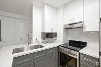 3866 Ingraham St, San Diego, CA 92109
