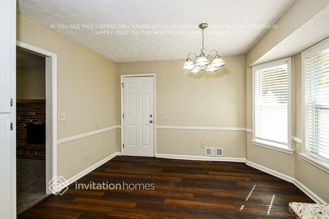 3838 Cherie Glen Rd SW, Snellville, GA 30039 - photo 7