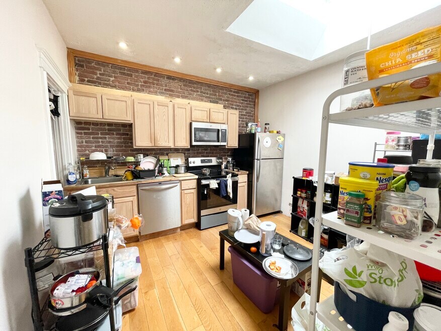 24 S Huntington Ave unit 2, Jamaica Plain, MA 02130 - photo 1