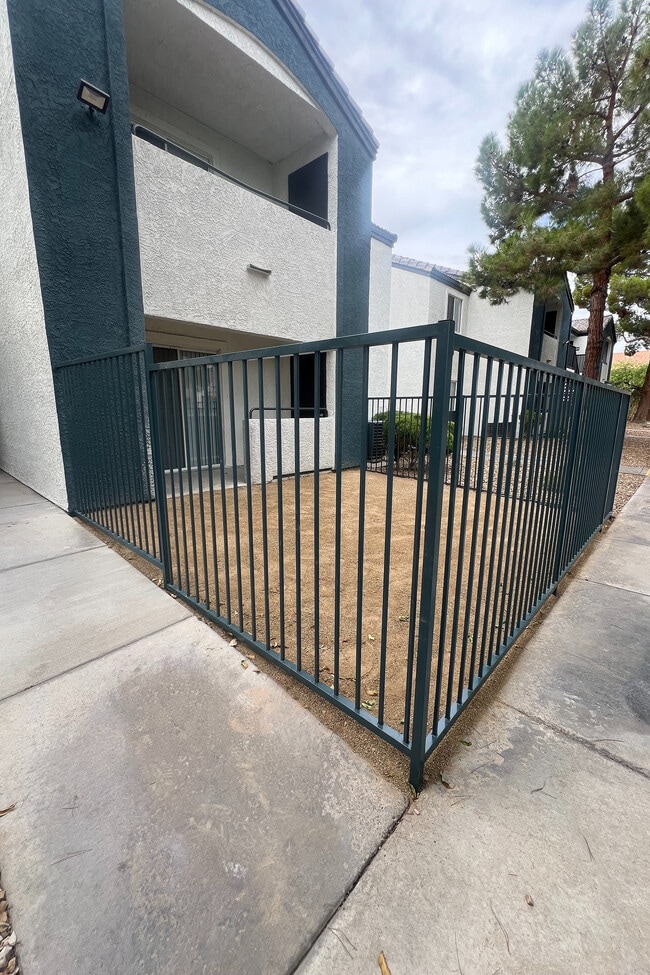 2096 Ramrod Ave, Henderson, NV 89014