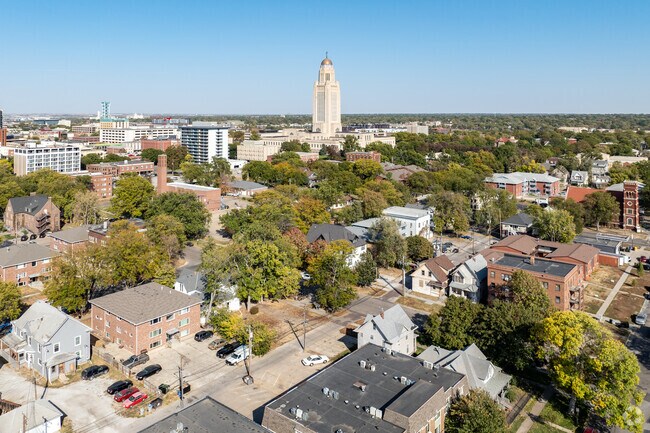 Everett is located a short distance from the Nebraska state capital.