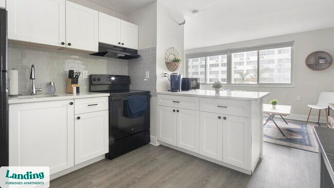 305 Dr M L K Jr St S unit 342, Saint Petersburg, FL 33705 - photo 6