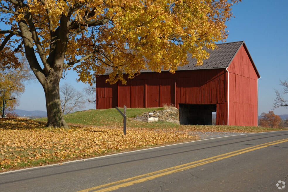 Burkittsville_1031736_FX_092925_V1