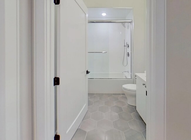 104 Warren St unit 7, Brighton, MA 02135 - photo 5