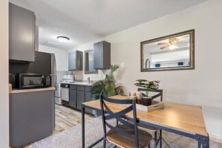 2526 W 31st St S, Wichita, KS 67217