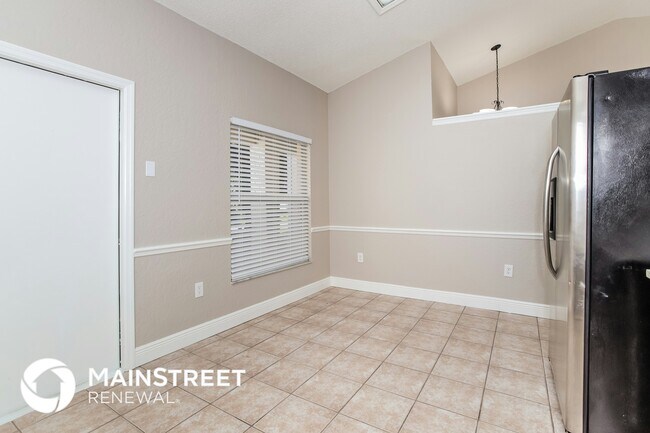 2478 Pine Chase Cir, Saint Cloud, FL 34769 - photo 6